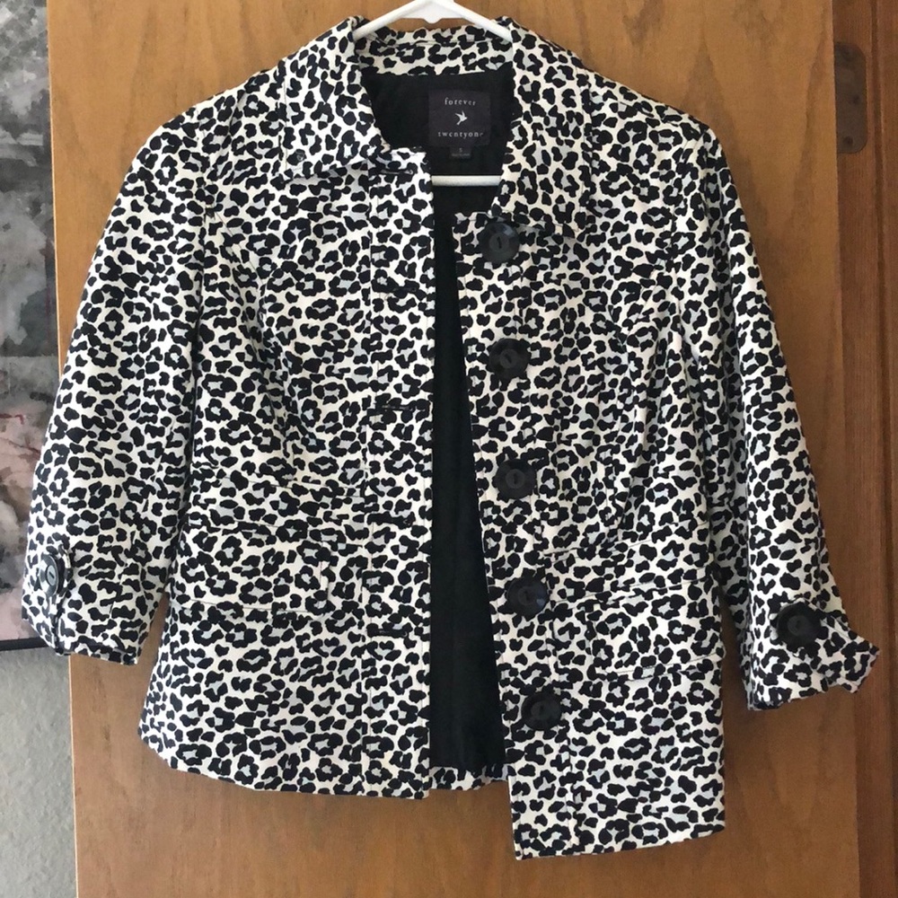 Black and white leopard blazer